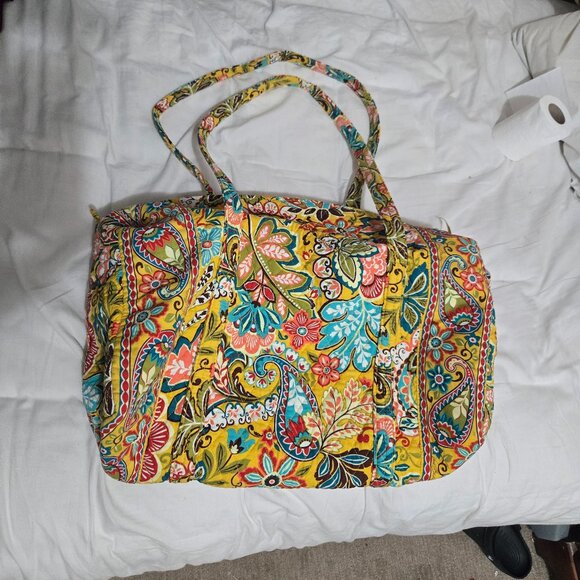 Large Vera Bradley duffel in Provencal print - Picture 1 of 6
